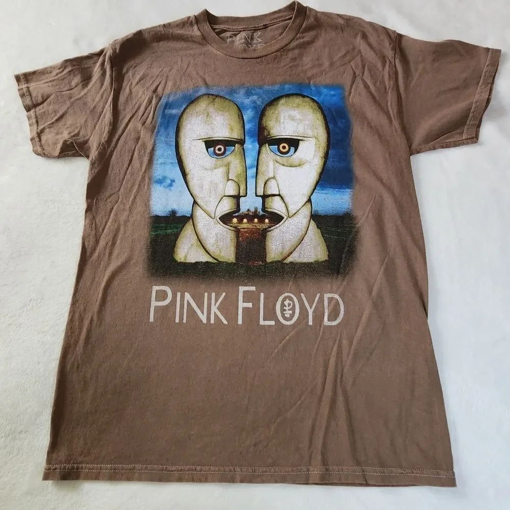 Pink Floyd The Division Bell Tab Tshirt With Graphic Size Medium New Without Tag